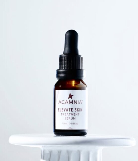 Elevate-skin-Serum-acamnia-gia-enydatosi-sysfiksi-antiage